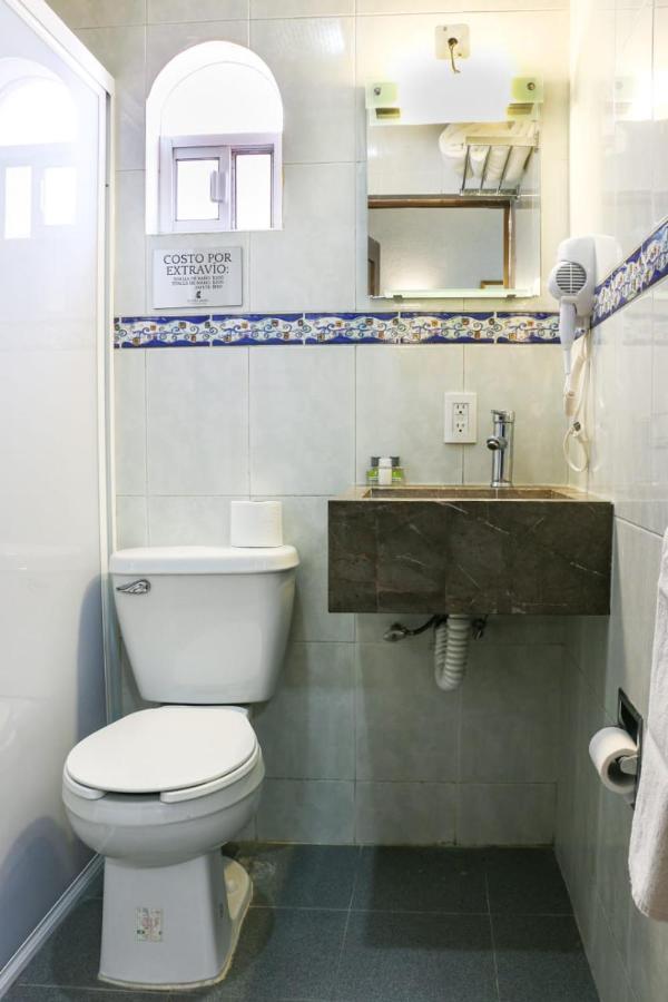 Suites Bajio Леон Экстерьер фото