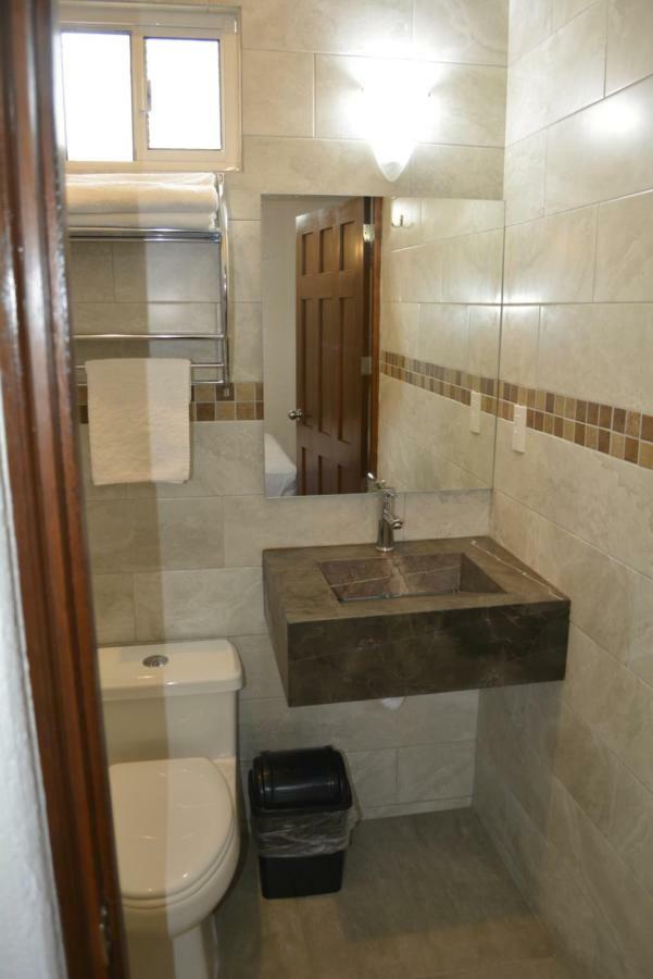 Suites Bajio Леон Экстерьер фото