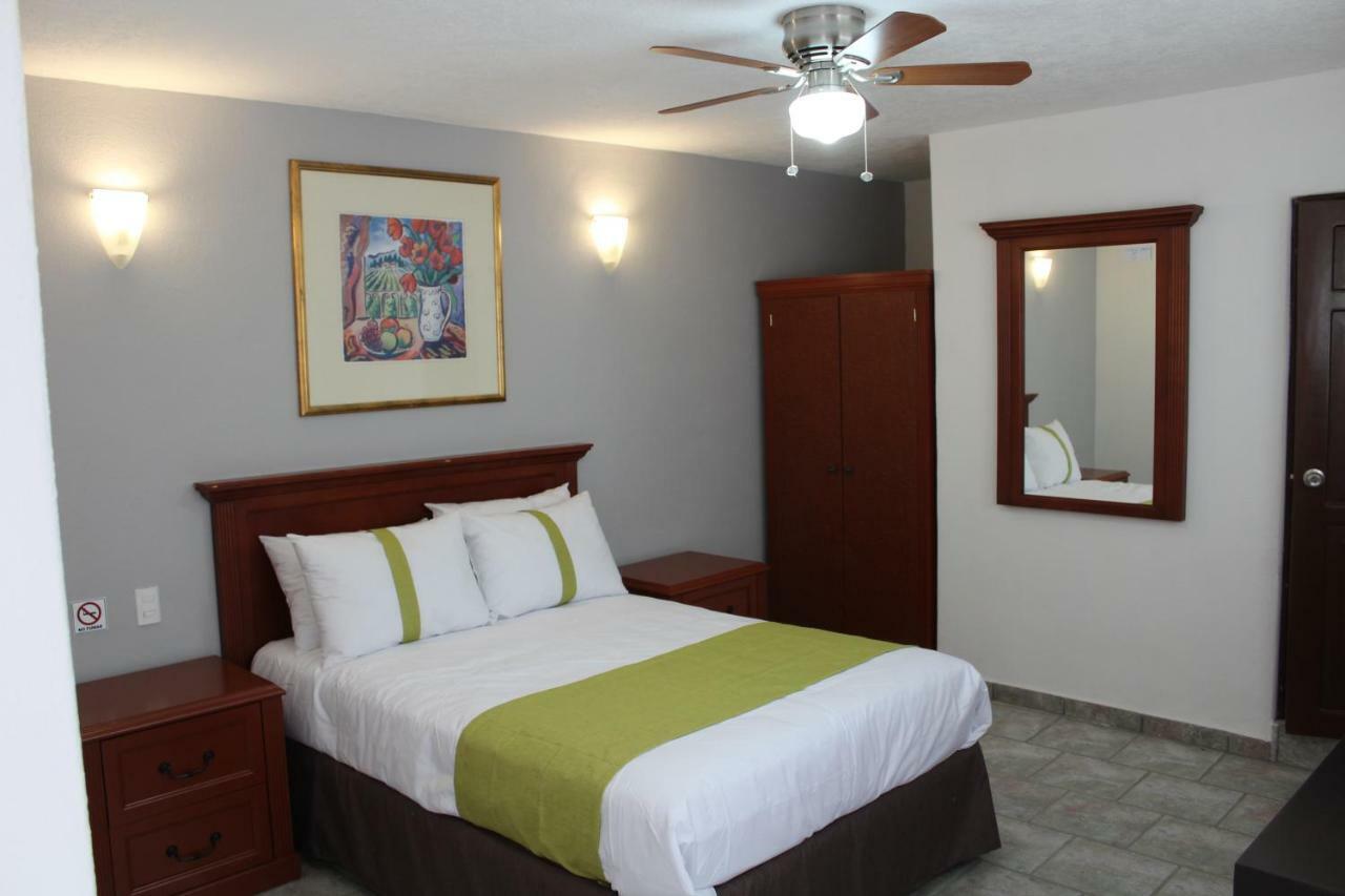 Suites Bajio Леон Экстерьер фото